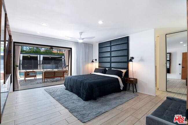 Photo - 18328 Bessemer St