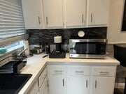 Photo - 5919 Lexington Ave Apartment Unit 5919 Lexington Ave