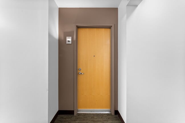 Building Photo - 1150 J St Unit 202