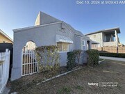 Photo - 1110 W 92nd St