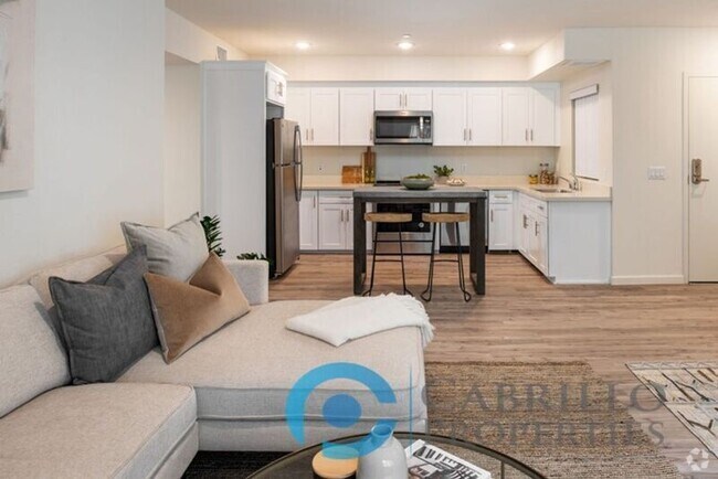 Building Photo - 5526 Lauretta St Unit 205 Rental