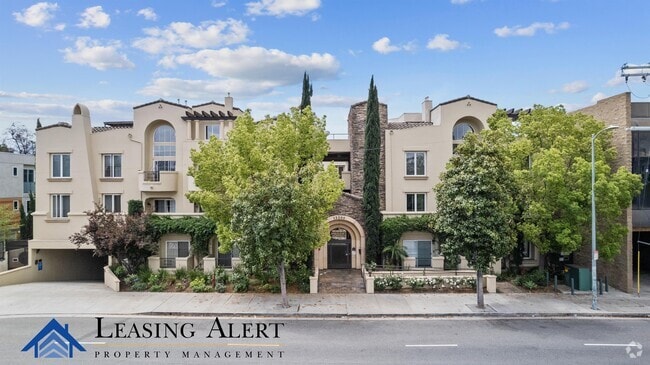 Building Photo - 15206 Burbank Blvd Rental