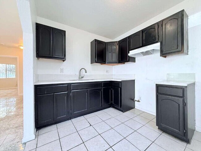 Photo - 8462 Zamora Ave