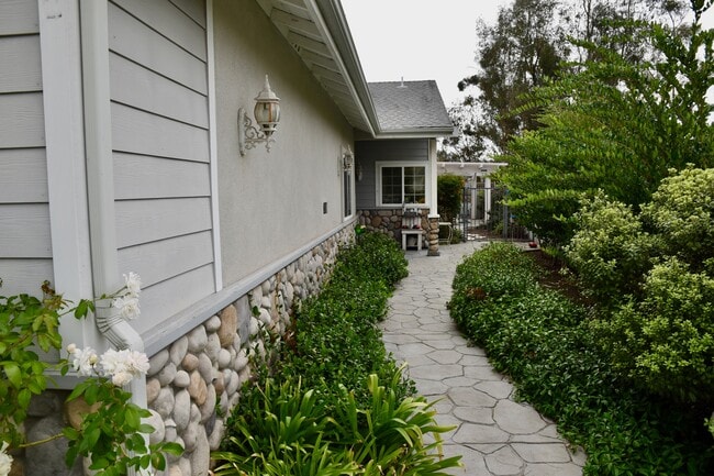 Photo - 11875 Handrich Dr