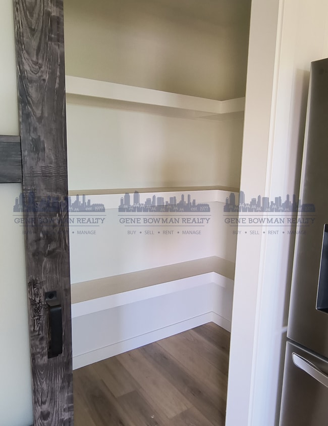 Photo - 2201-2205 E 24th St Unit 2205 E 24th St