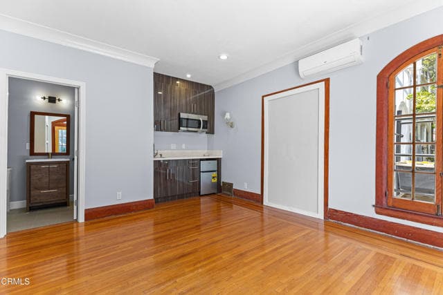 Photo - 1115 S Wilton Pl