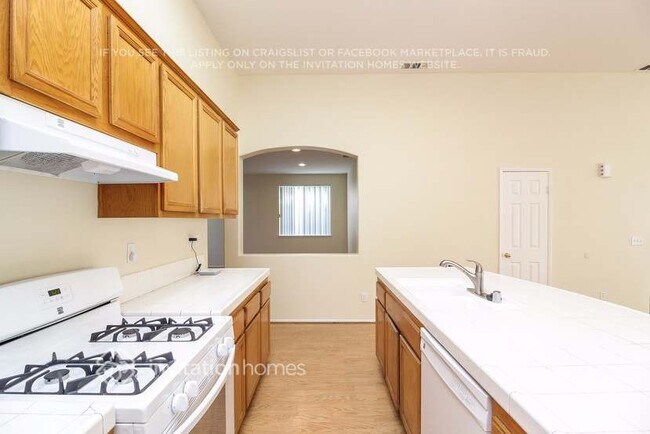 Photo - 2720 S Cherry Ave