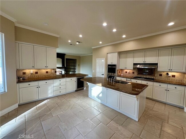 Photo - 8 Danville Ln