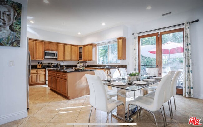 Photo - 19246 Liam Ln