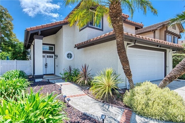 Building Photo - 28752 Vista Santiago Rd Rental