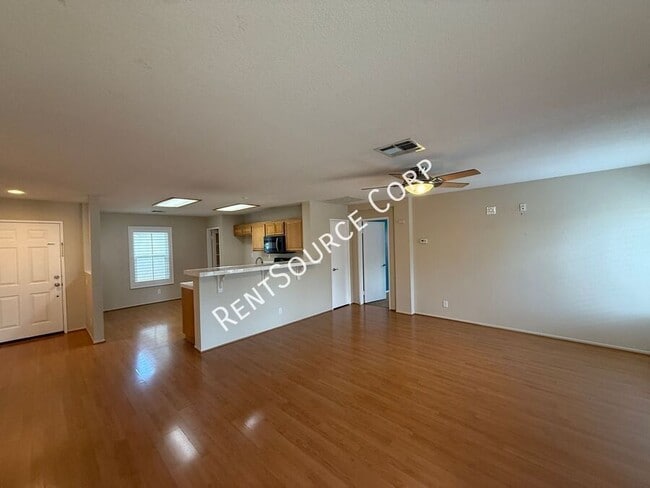 Photo - 3321 Kaylyn St