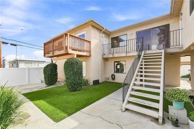 Photo - 7751 Newman Ave