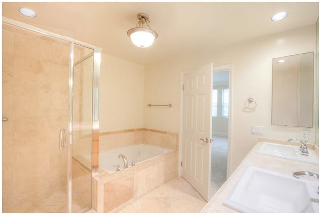 Photo - 10305 Almayo Ave Condo Unit 301