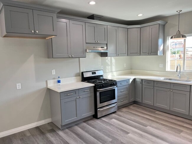 Photo - 18414 Horst Ave