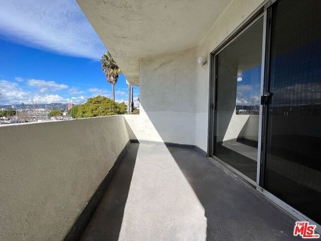 Photo - 1426 Orange Grove Ave