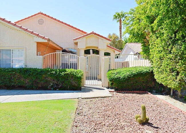 Photo - 5/3 Stunner in Cathedral City