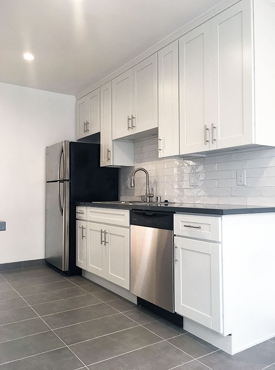 Building Photo - 932 11th St