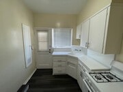 kitchen - 803 W Glenoaks Blvd Apartments Unit 803A