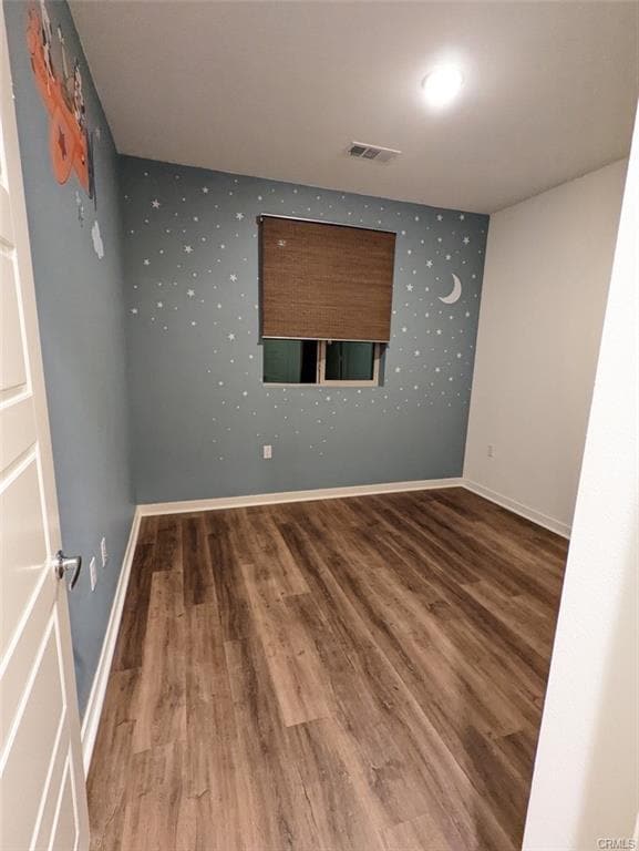 Photo - 19537 Astor Pl