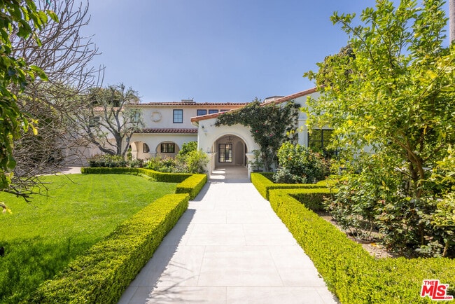 Photo - 1109 Tower Rd