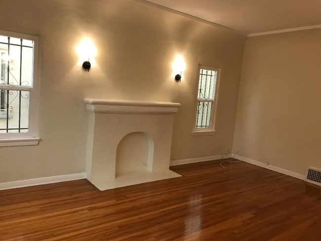 Photo - 365 N Spaulding Ave Unit 8