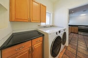 Photo - 3525 S Budlong Ave Unit 3525
