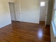 bed 1 - 4080 Veselich Ave