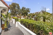 Photo - 1265 Keniston Ave
