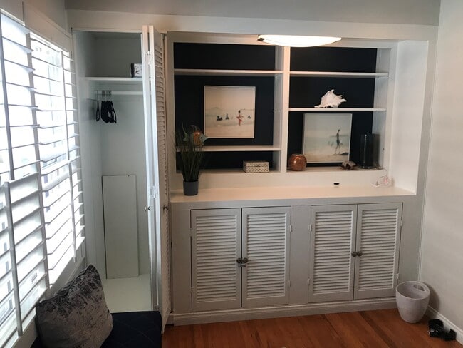 Second Bedroom Closet - 827 San Luis Rey Pl Unit 827