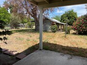 Photo - Cozy 3 Bedroom and 1 Bathroom in a good ar... House