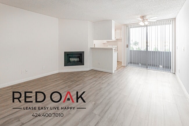Building Photo - 8309 Cedros Ave Rental