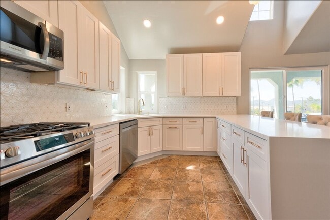 Photo - 880 La Terraza Blvd