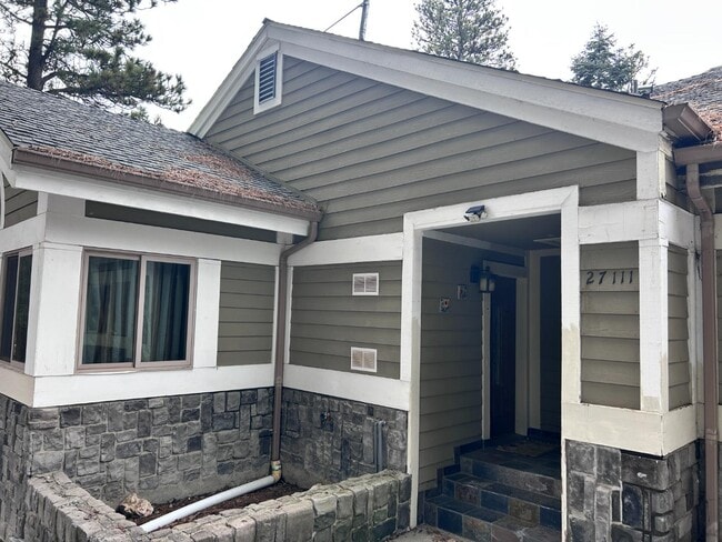 Building Photo - 27111 Sugar Pine Dr