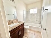 Photo - 6025 Whitsett Ave Apartment Unit 6
