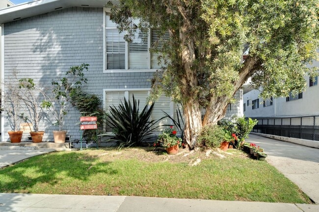 Photo - 218 Gale Luxury Investments LLC