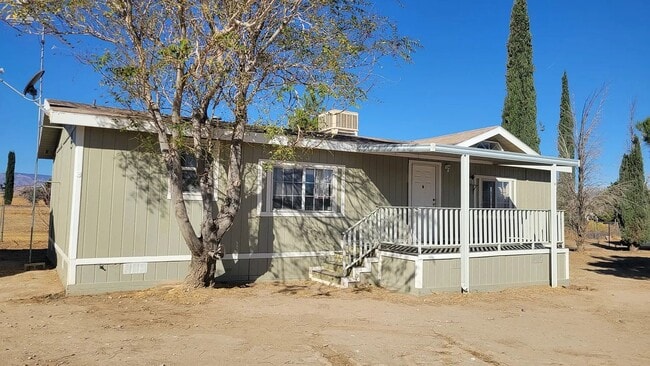 Building Photo - Clean 2 Bedroom / 2 Bathroom Home for Lease!
