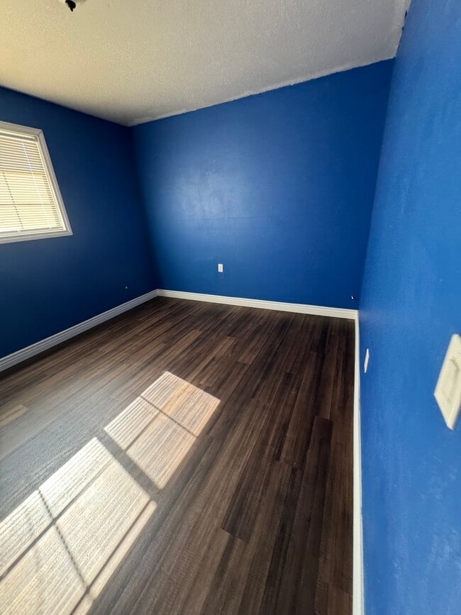 Photo - 14433 Mojave Ln