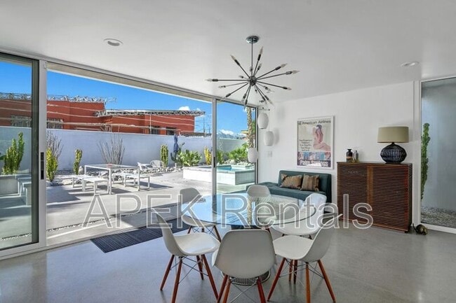 Photo - 3133 N Sunnyview Dr