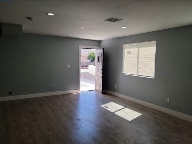 Photo - 33(1635) Unit 33(1637B)