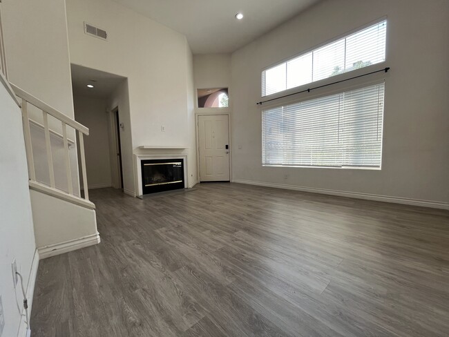 Photo - 305 Marinella Aisle Unit 305