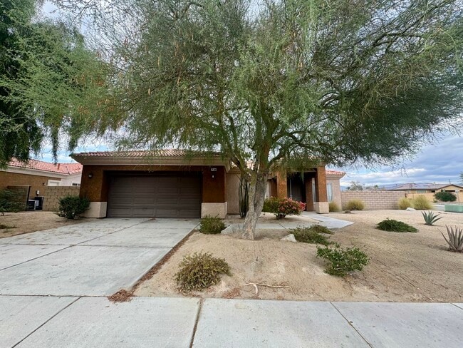 Building Photo - 74088 Daisy Ln