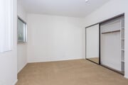 2BR, 2BA - 889 SF - Midvale Court Apartments Westwood