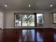Photo - 13900 Burbank Blvd House