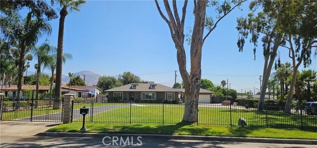 Photo - 3037 Valencia Ave