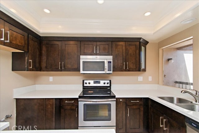 Building Photo - 5927 Armaga Spring Rd Unit P