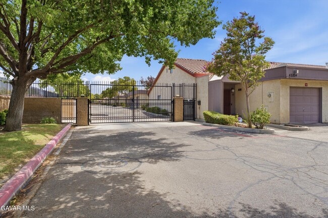 Photo - 43334 32nd St W Unit 34