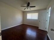 Photo - 4 bedroom 2bathroom Home Available now!