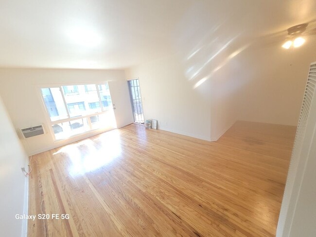 Photo - 4159 Somerset Dr