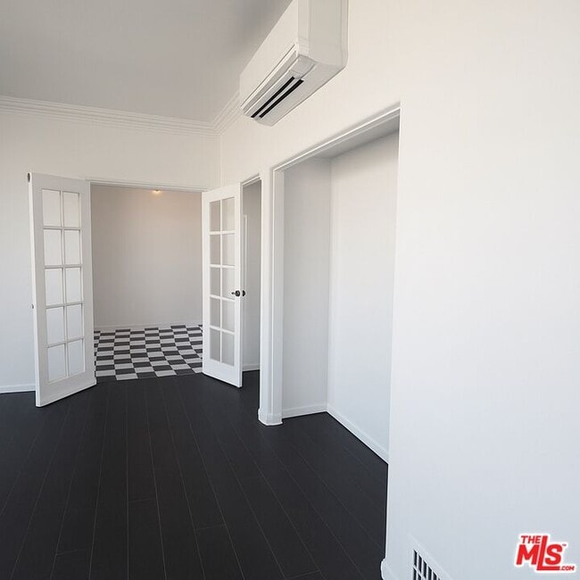 Photo - 1201 N Crescent Heights Blvd Unit 507