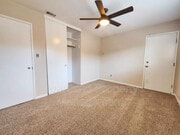 Photo - 698 Raymond St